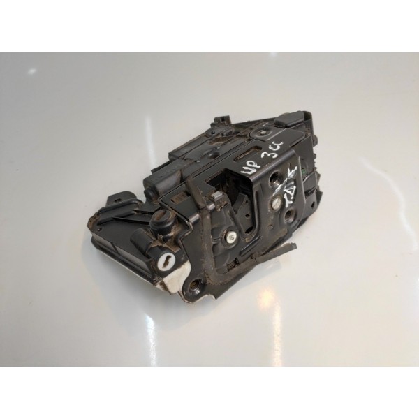 Fechadura Porta Traseira Esquerda Up 2014 A 2017