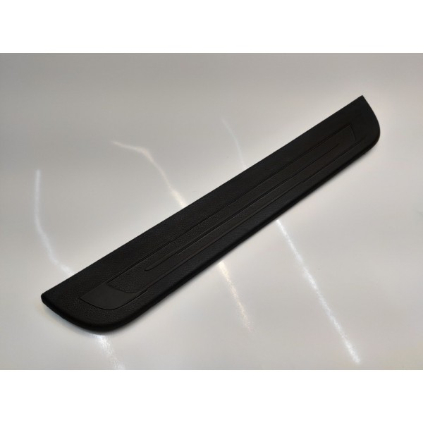 Soleira Porta Dianteira Direita I30 2013 A 2017