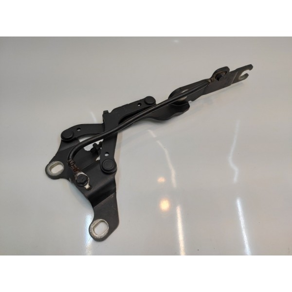 Dobradiça Braço Esquerdo Capô Dianteiro Bmw 320i 2010 2011