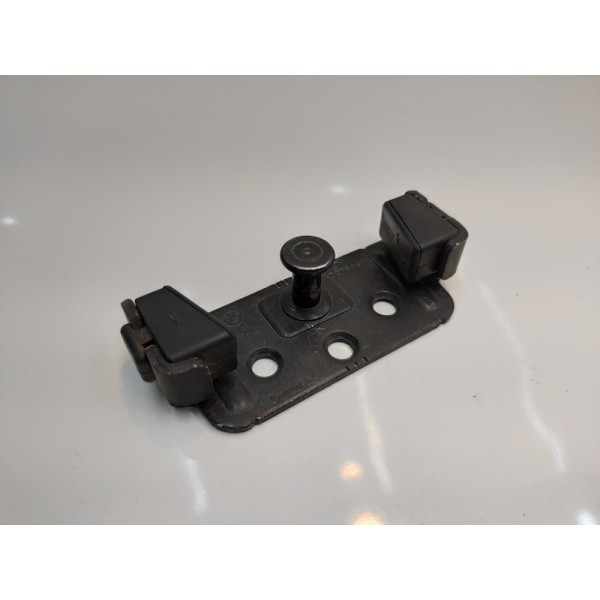 Batente Traseiro Porta Malas Bmw 320i 2010 2011