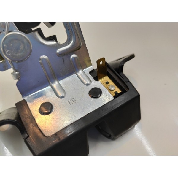 Fechadura Traseira Porta Malas Hb20 Hatch 2012 A 2018