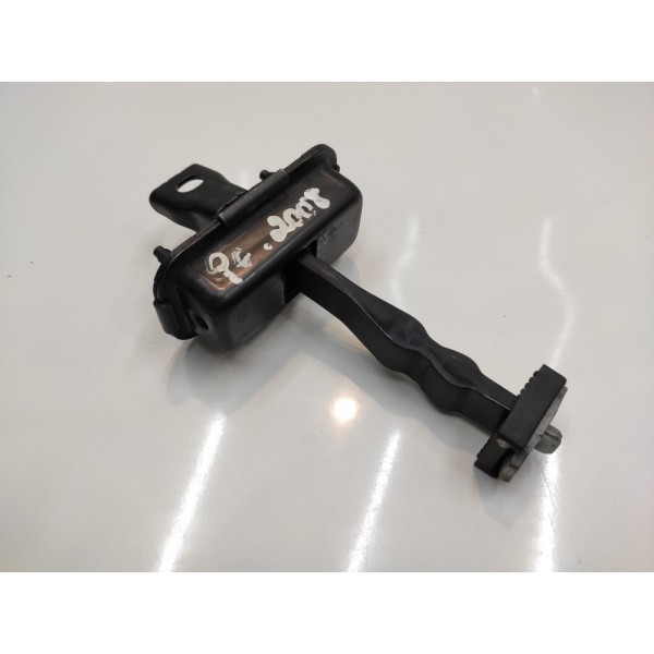 Limitador Porta Traseira Peugeot 2008 2015 A 2018