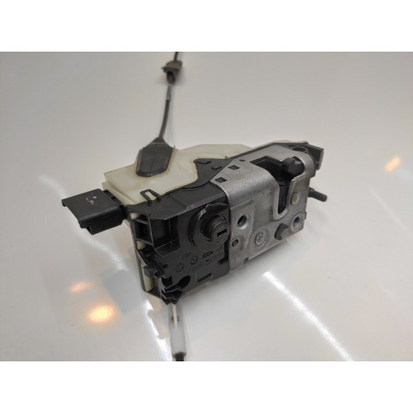 Fechadura Trava Porta Dianteira Direita Peugeot 2008 2015