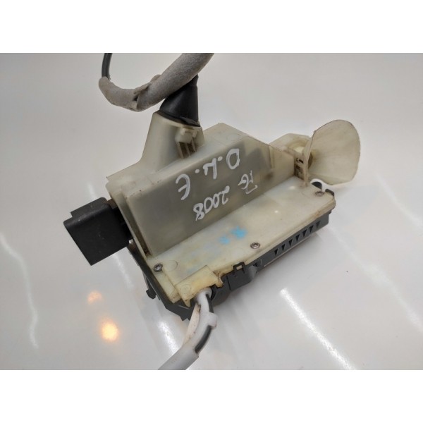 Fechadura Porta Dianteira Esquerda Peugeot 2008 2015 A 2019