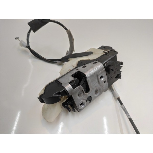 Fechadura Porta Dianteira Esquerda Peugeot 2008 2015 A 2019