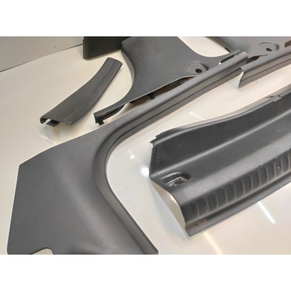 Acabamento Plástico Interior Gla 200 E 250 2015 Unitário