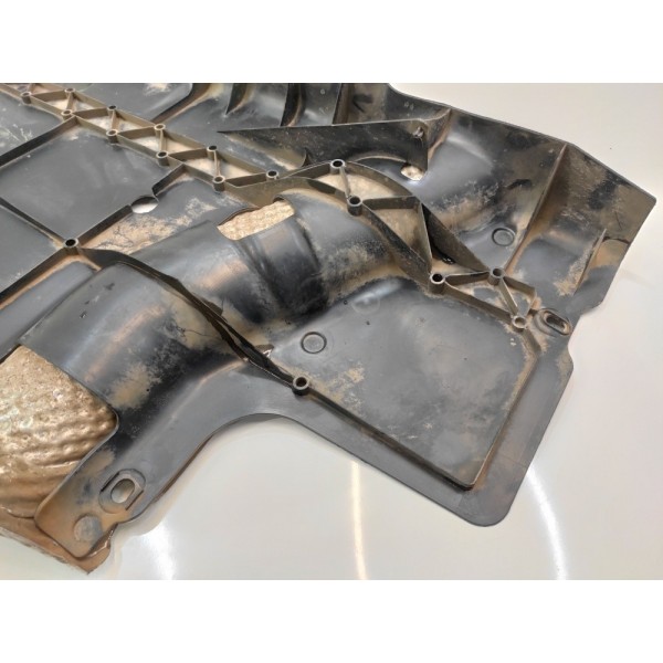 Proteção Escapamento Assoalho Gla 200 E 250 2015 A2463520391