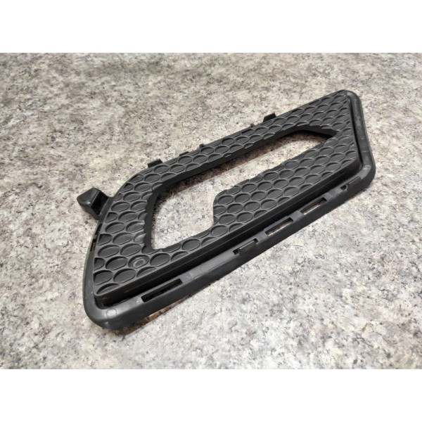 Grade Milha Esquerda Class E500 Coupê 2011 A  2017 Preto Esquerdo