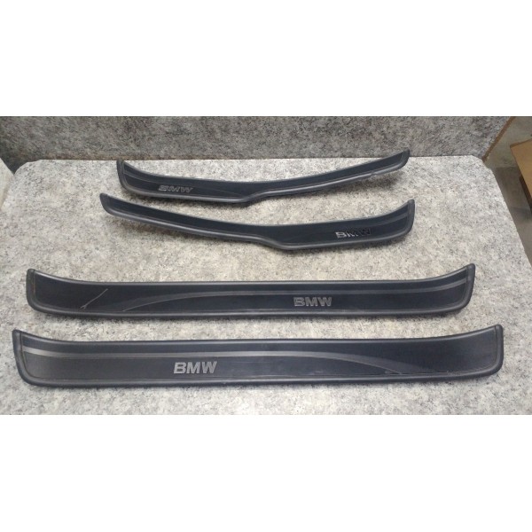Jogo De Tapete Bmw 320i 2011 Original  Preto