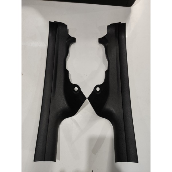 Acabamentos  Laterais Traseira Bmw 320 Ano 2011