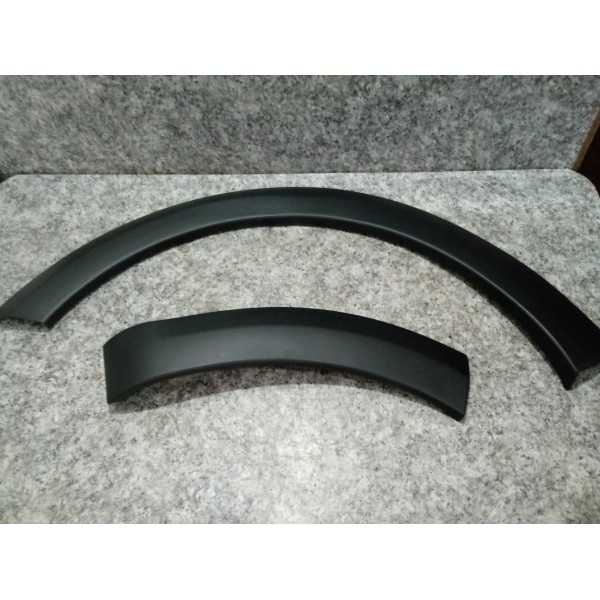 Moldura Dianteira L-esquerdo Saveiro G5 Original 2 Pç