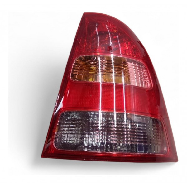 Lanterna Traseira Direita Toyota Fielder 2003 2004 A 2008 Direito Vermelho