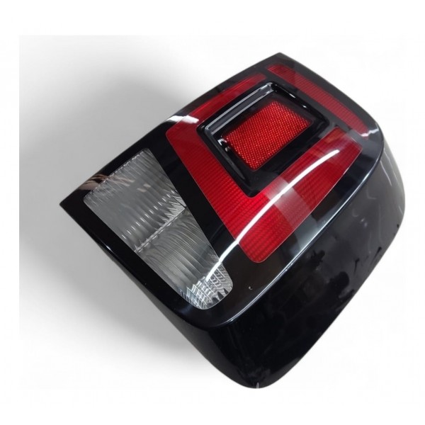 Lanterna Traseira Saveiro G8 Fumê 2023 2024