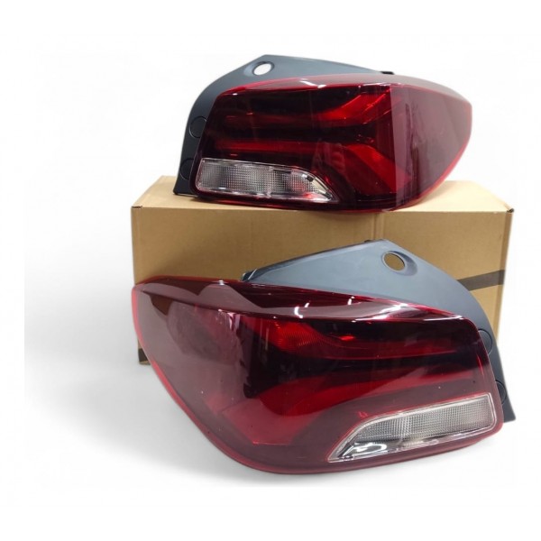 Lanterna Traseira Onix Hatch Lt 2020 2021 2022 2023 Sem Led