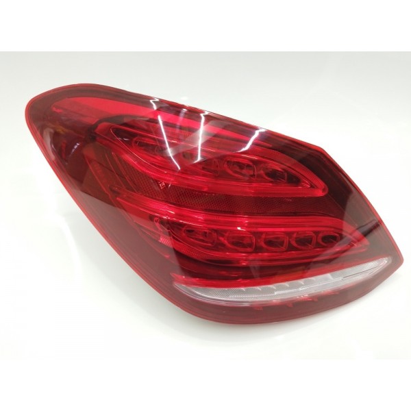 Par Lanterna Mercedes C180 C200 C280 2015 2016 2017 2018 Led Ambos Lados Vermelho