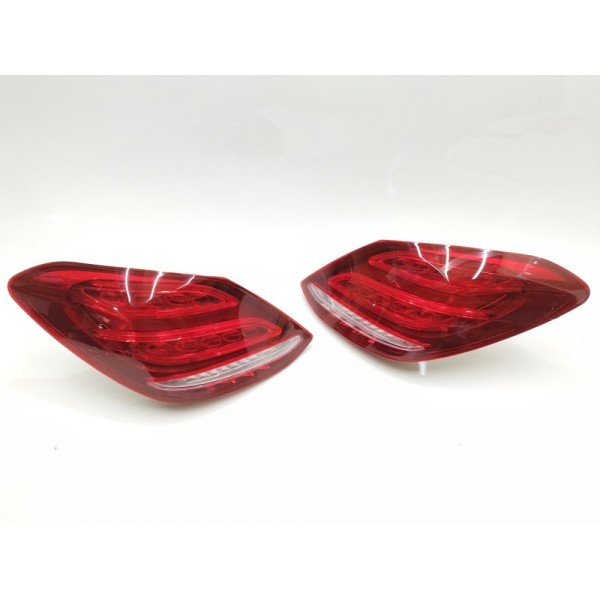 Par Lanterna Mercedes C180 C200 C280 2015 2016 2017 2018 Led Ambos Lados Vermelho