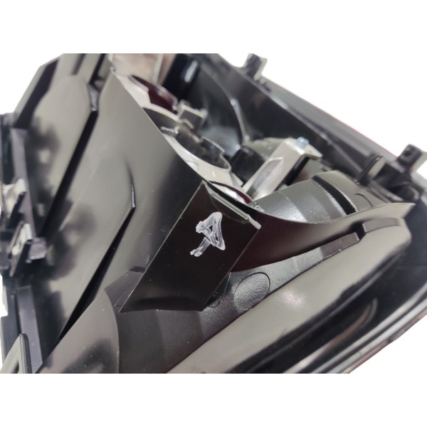 Lanterna Traseira Direita Saveiro G7 2017 2018 2019 Fume Esquerdo Vermelho