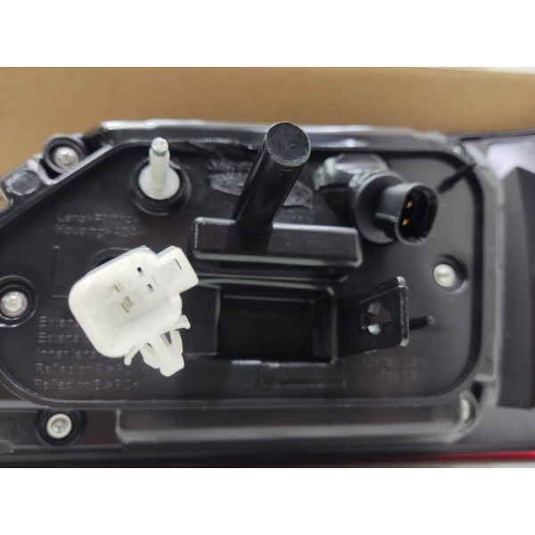 Lanterna Esquerda Tampa Traseira Corolla 2017 2018 2019 Esquerdo