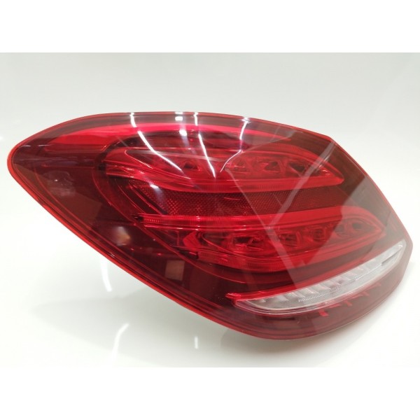 Lanterna Traseira Esquerda Mercedes C180 C200 2015 2016 2017 Esquerdo Vermelho