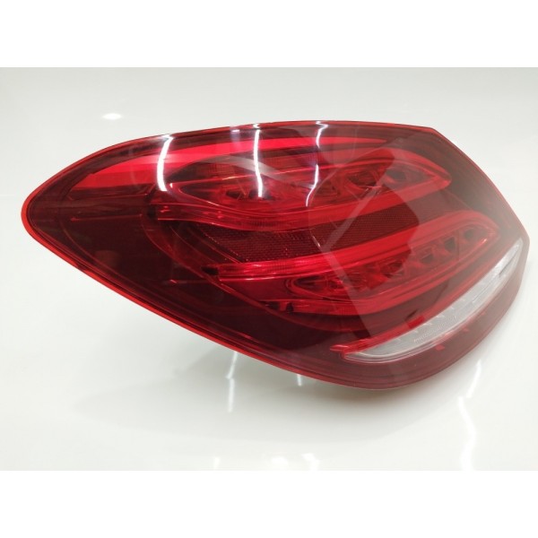 Lanterna Traseira Esquerda Mercedes C180 C200 2015 2016 2017 Esquerdo Vermelho