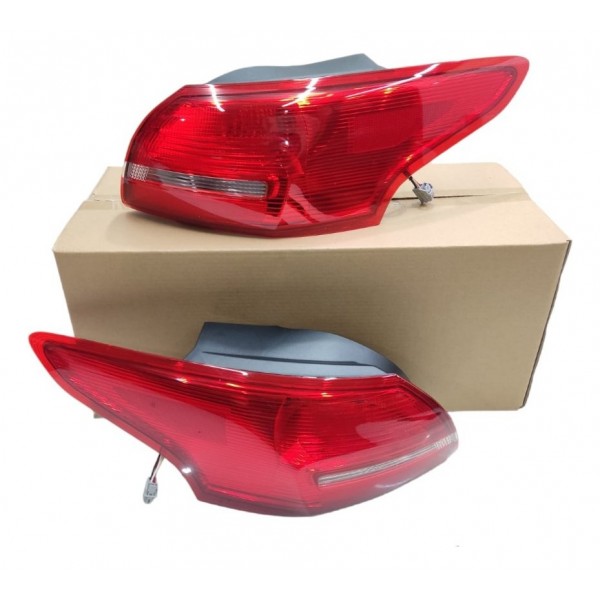 Par Lanterna Traseira Ford Focus Sedan 2016 2017 2018 Ambos Lados Vermelho